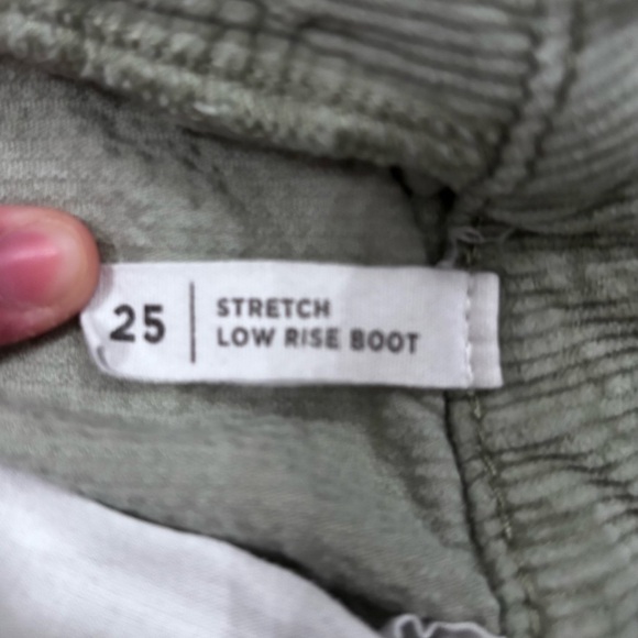 Pacsun Green Corduroy Low Rise
Bootcut Jeans Y2K style - Picture 4 of 7